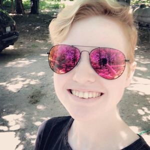 Meet your Posher, Haley